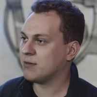 yurij hovanskij 67dd380242bd2
